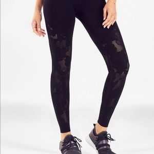 High-Waisted SculptKnit Camo 7/8 Tall Legging